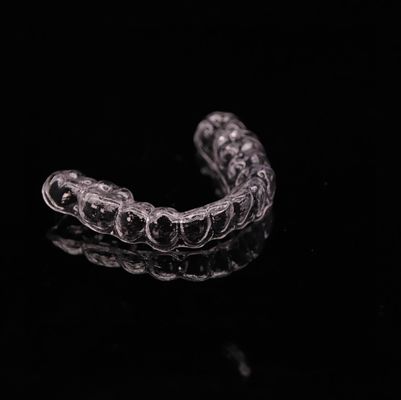 Wysoka estetyka Ortho Retainer Ortodontyczny Retainer Zębów Praktycznie Niewidzialny Średni Komfort